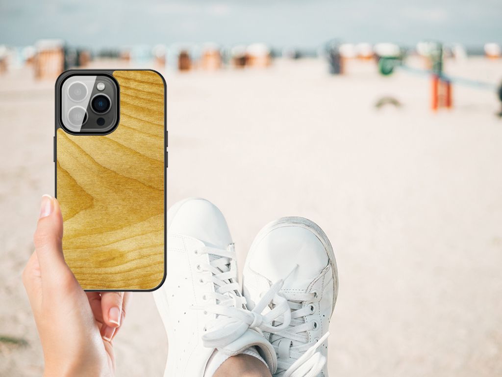 Apple iPhone 13 Pro Max Houten Print Telefoonhoesje Licht Hout hand strand sneakers
