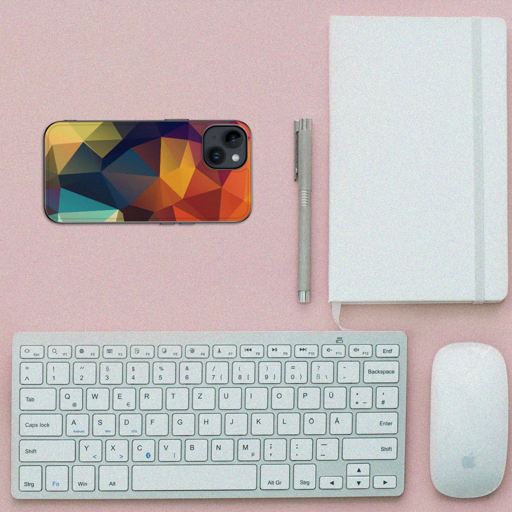 iPhone 15 Backcover Polygon Color B2C Telecom