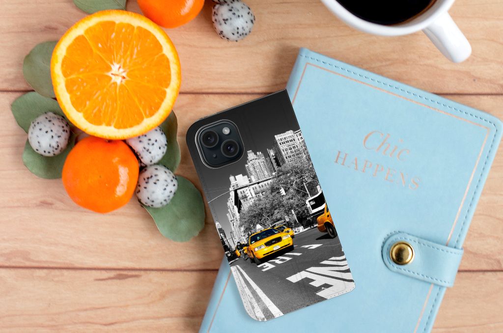 iPhone 15 Book Cover New York Taxi met taxi en skyline, perfect voor New York-liefhebbers 🍊