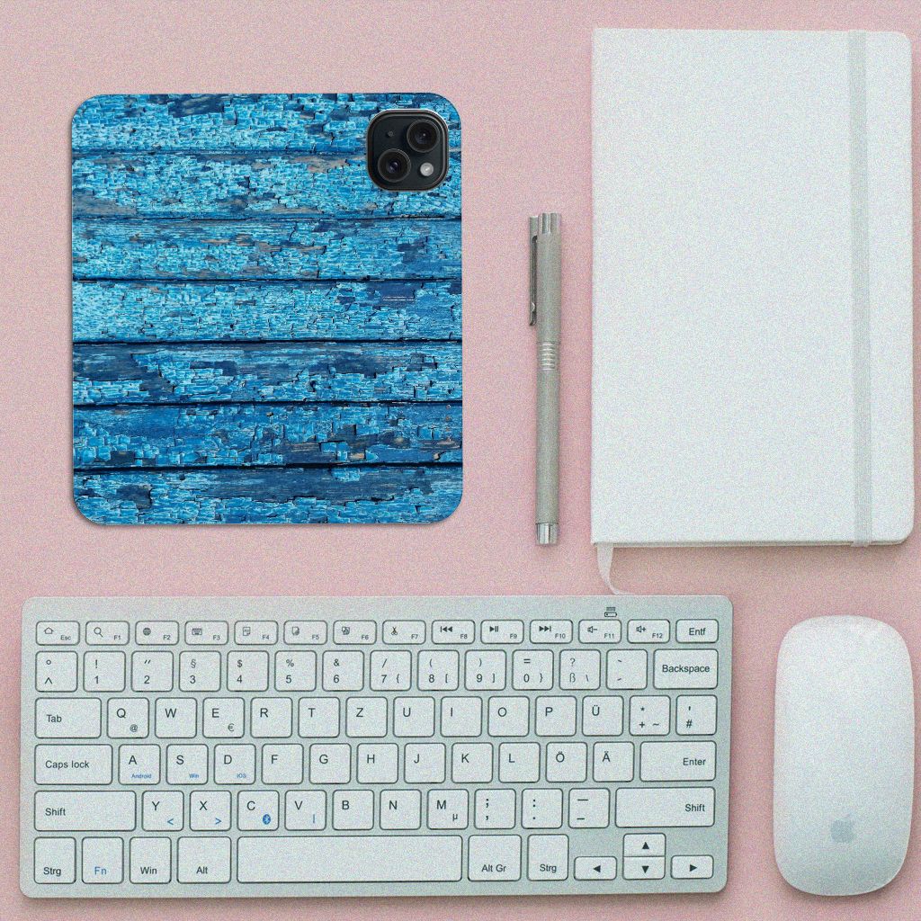 iPhone 15 Book Wallet Case Wood Blue design blauw hout aanzicht