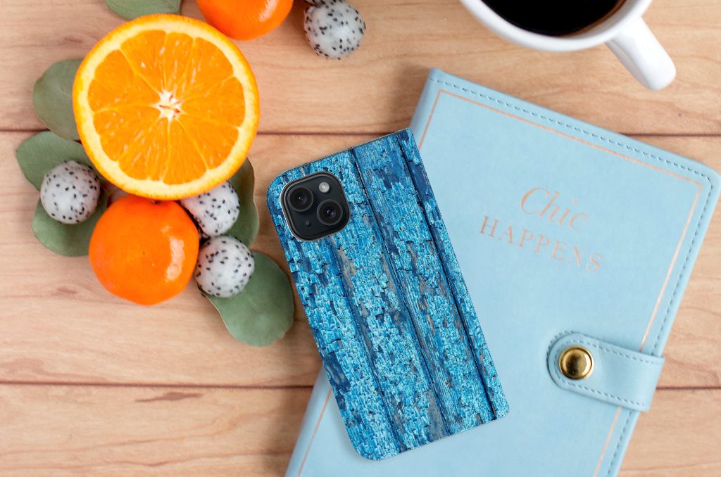 Apple iPhone 15 Book Wallet Case Wood Blue design blauw hout aanzicht