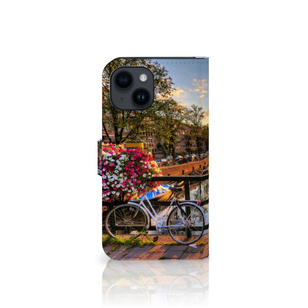 iPhone 15 Flip Cover Amsterdamse Grachten met fiets en bloemen in Amsterdam 🌷