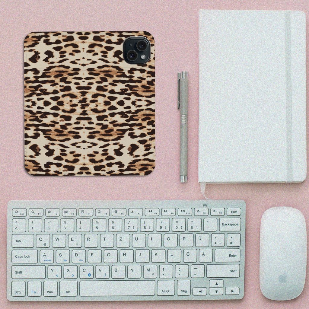 Apple iPhone 15 hoesje maken Leopard design Leopardprint aanzicht