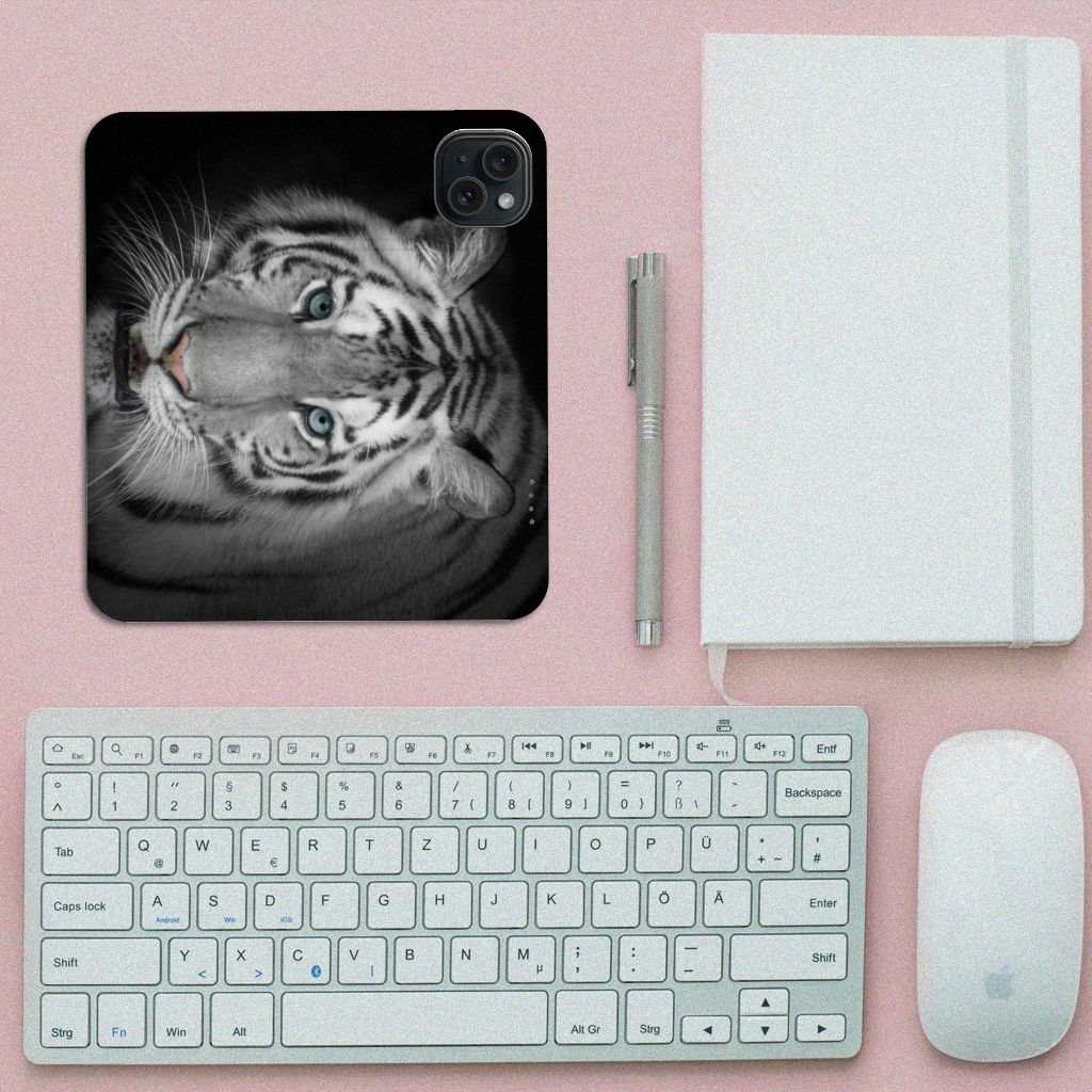 iPhone 15 Hoesje maken Tijger met een afbeelding van een witte tijger, perfect voor dierenliefhebbers.