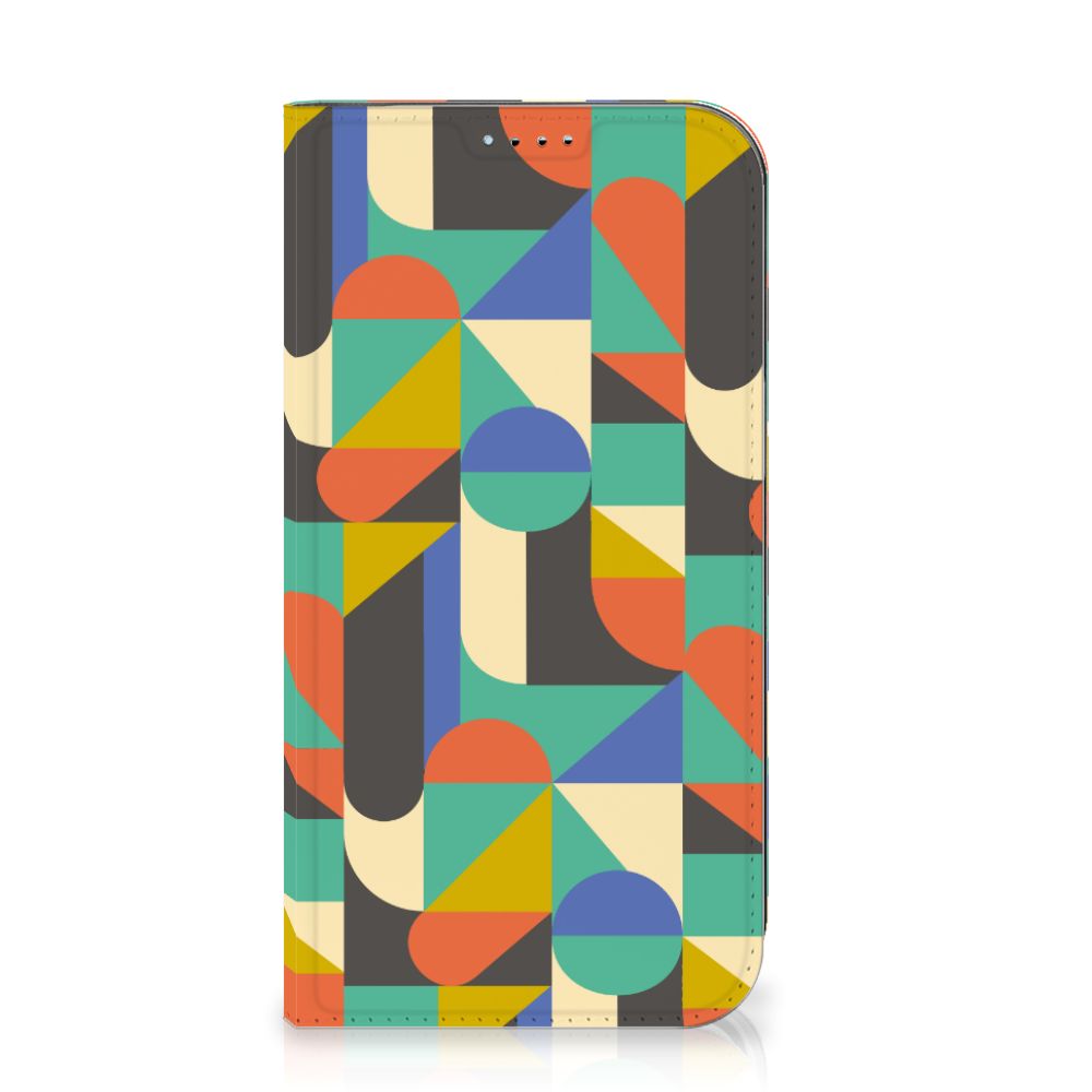 iPhone 15 Hoesje met Magneet Funky Retro in kleurrijk geometrisch patroon.