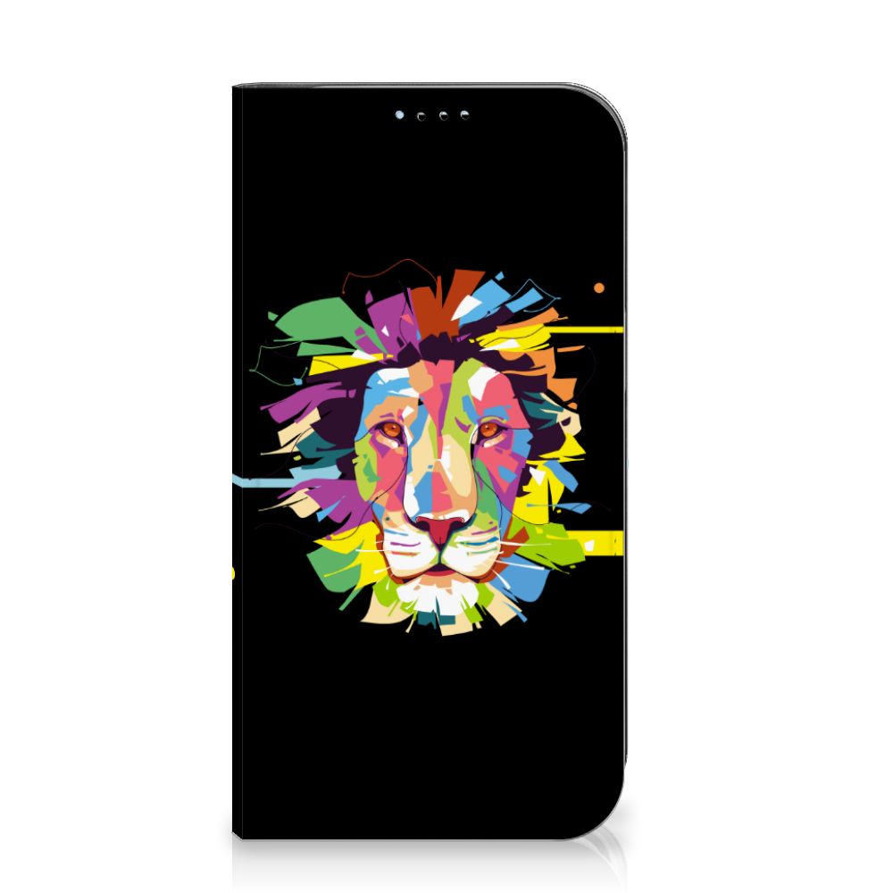 iPhone 15 Magnet Case Lion Color met kleurrijk leeuwendesign op zwarte achtergrond.