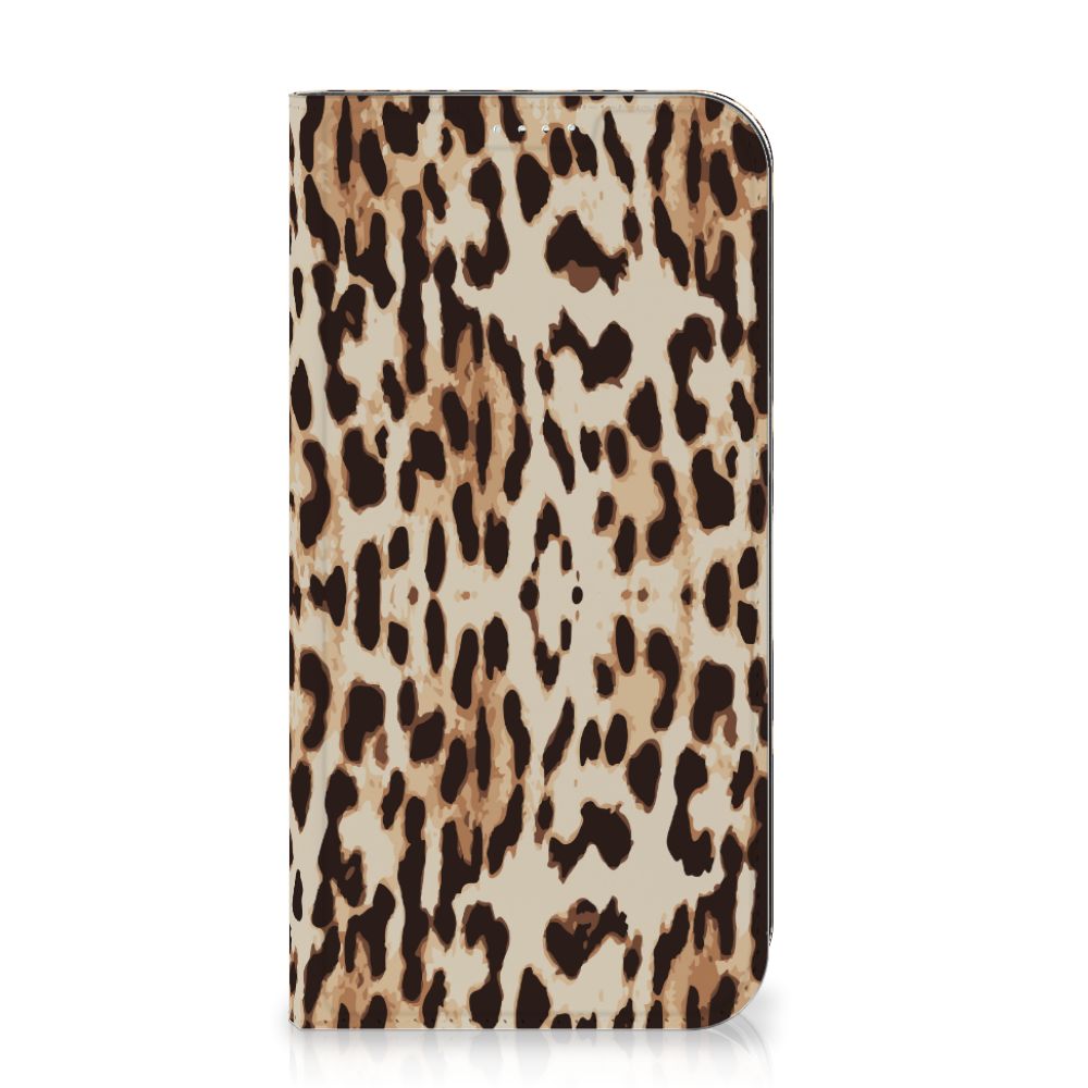 iPhone 15 Plus Hoesje maken Leopard met stijlvolle luipaardprint voor een trendy look.