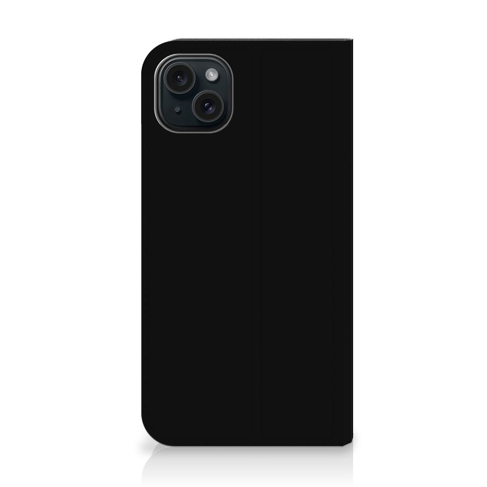 iPhone 15 Plus Magnet Case Boho Text met een strakke zwarte afwerking en pasjesvakje.