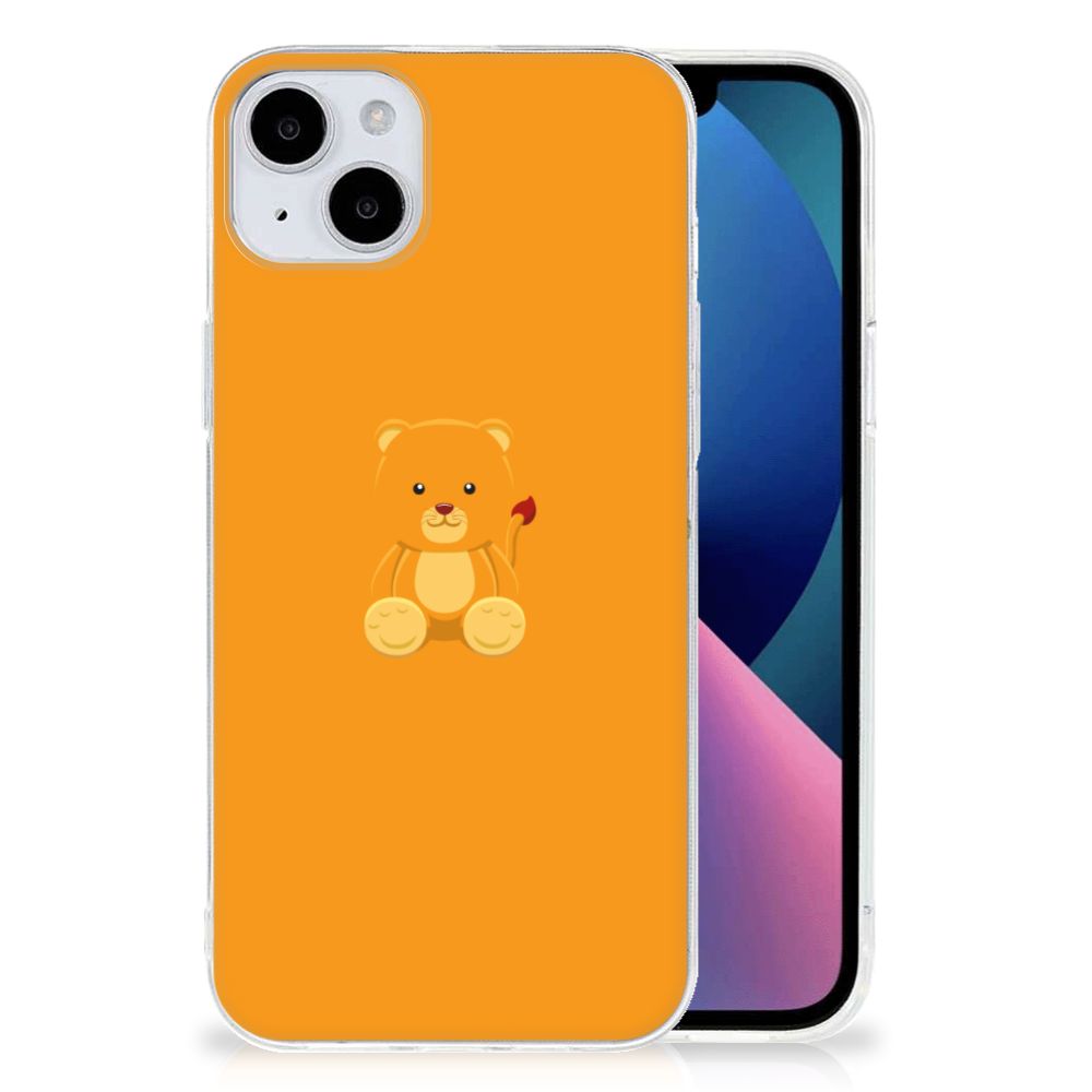 iPhone 15 Plus Telefoonhoesje met Naam Baby Beer met schattig teddybeertje op een oranje achtergrond.
