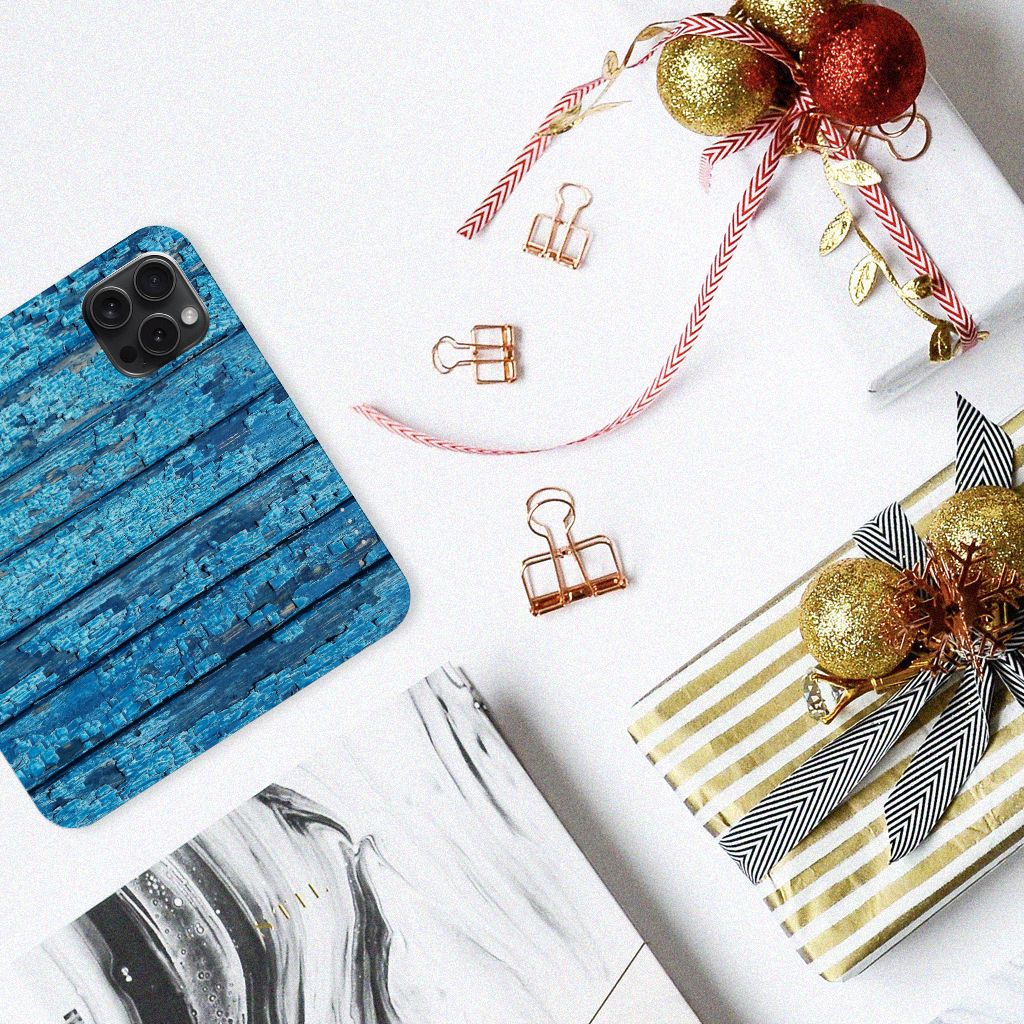 iPhone 15 Pro Book Wallet Case Wood Blue met schitterend blauw houten design 🎁