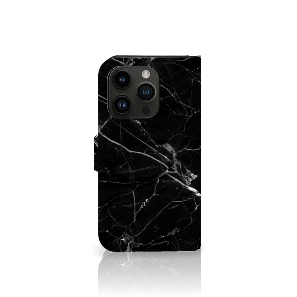 iPhone 15 Pro Bookcase Marmer Zwart telefoonhoesje zwart marmer achterkant