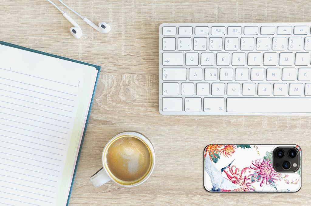 iPhone 15 Pro Dierenprint Telefoonhoesje Bird Flowers B2C Telecom