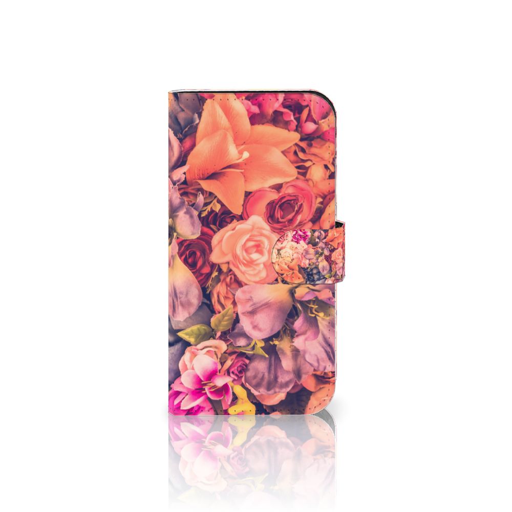 iPhone 15 Pro Hoesje Bosje Bloemen met kleurrijke bloemenprints voor een vrolijke uitstraling 🌸.