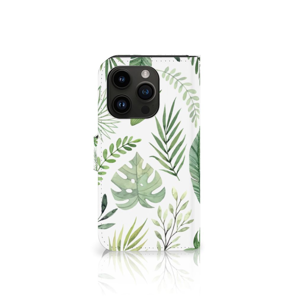 iPhone 15 Pro Hoesje Leaves met groen blaadjespatroon, perfect voor pasjes en een frisse uitstraling.
