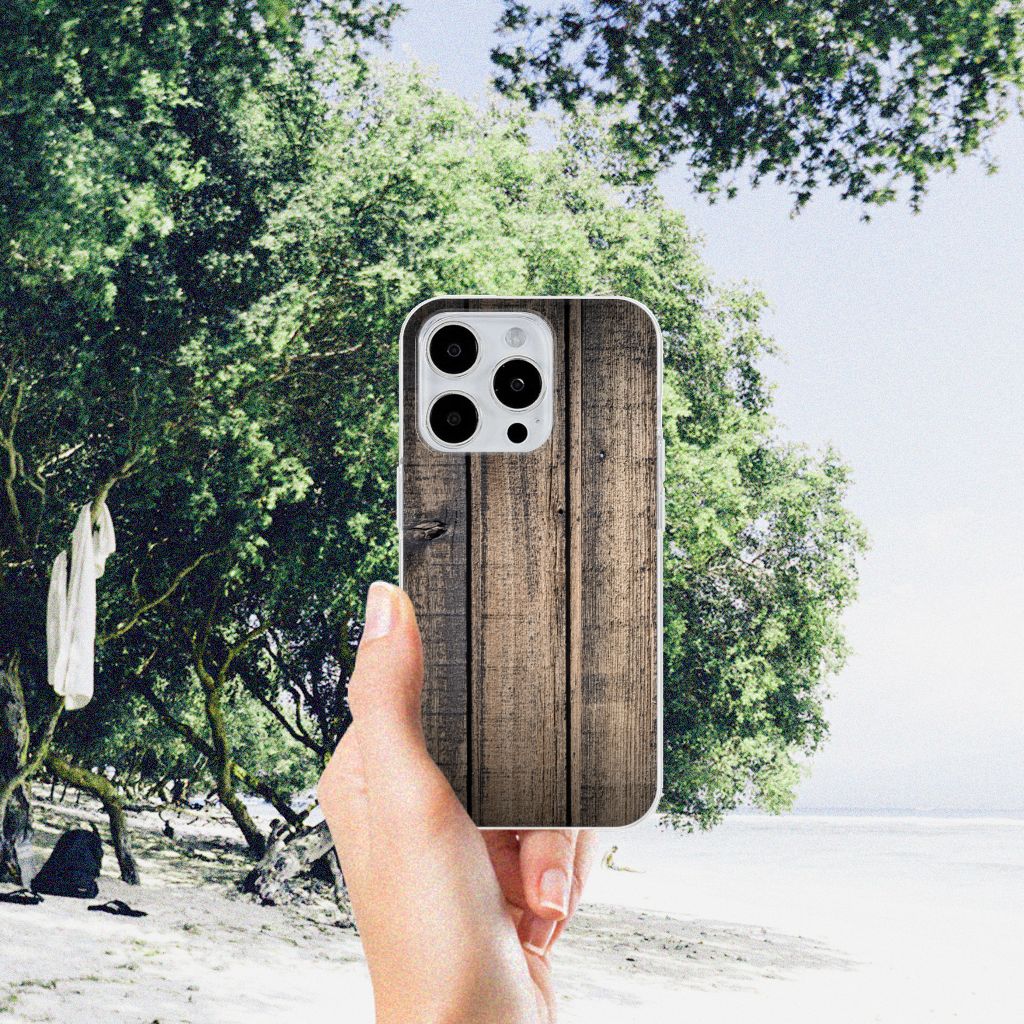 iPhone 15 Pro Max Bumper Hoesje Steigerhout met een natuurlijk houten design, perfect voor de stijlvolle gebruiker.