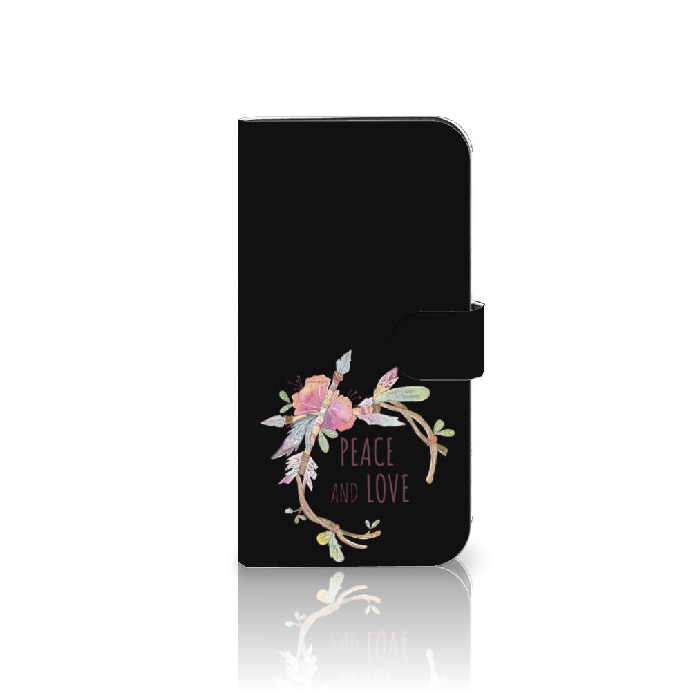 iPhone 15 Pro Max Leuk Hoesje Boho Text met 'Peace and Love' design en botanische elementen.