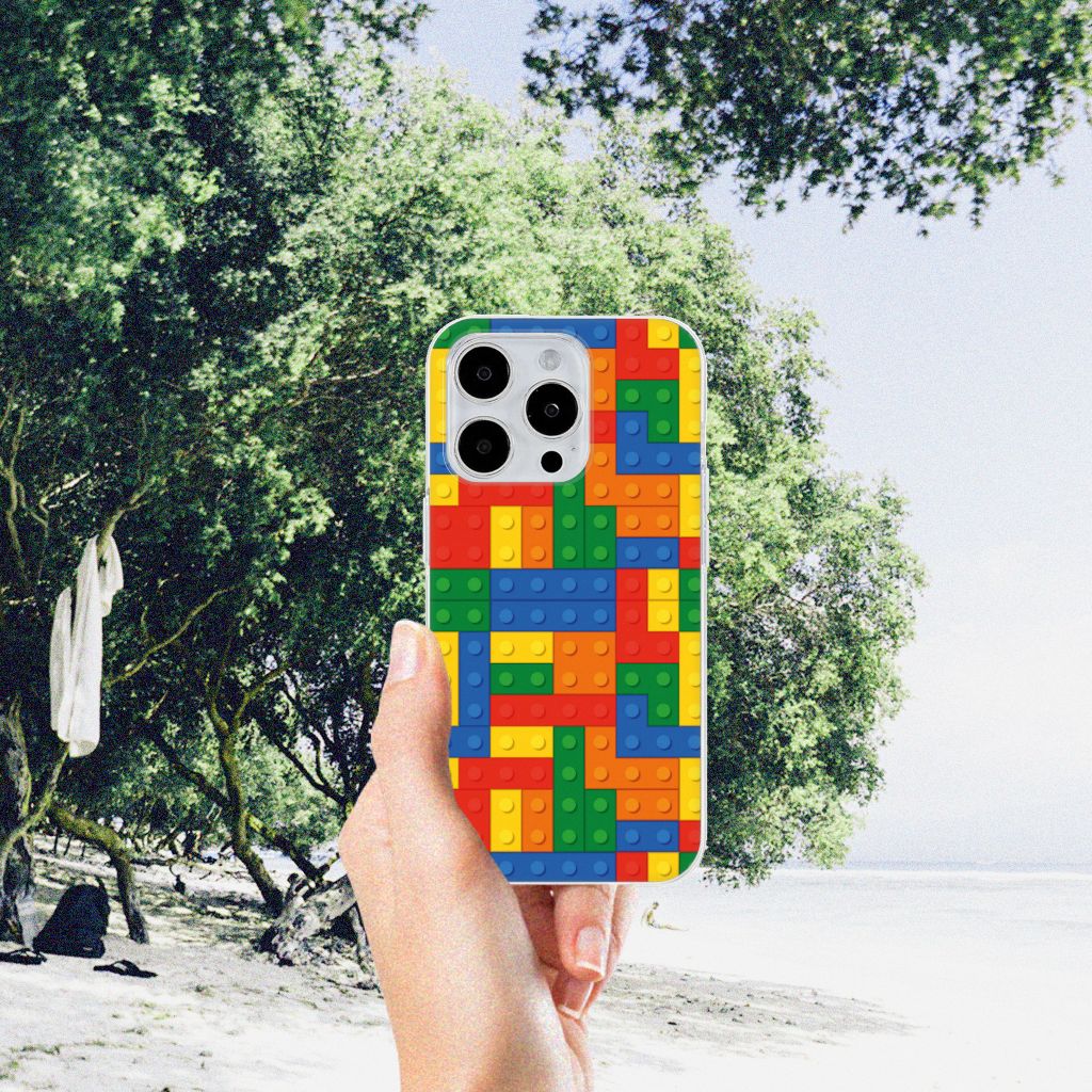 iPhone 15 Pro Max TPU bumper Blokken met kleurrijke Lego print op het strand 🌊