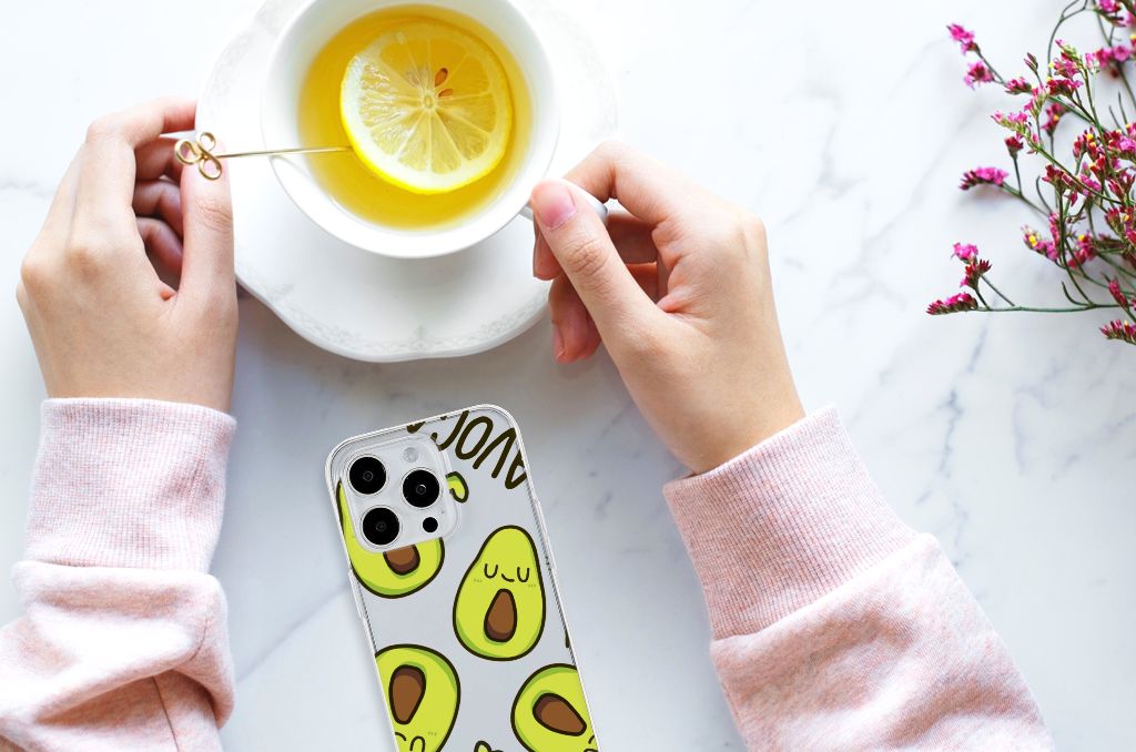 iPhone 15 Pro Max Telefoonhoesje met Naam Avocado Singing met vrolijke avocado's, perfect voor dagelijkse inspiratie 🍏