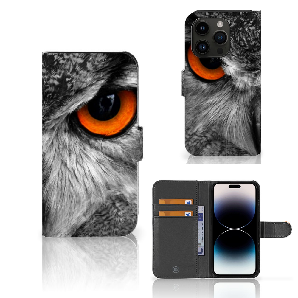 iPhone 15 Pro Telefoonhoesje met Pasjes Uil met mooie detail van een uilenoog en ruimte voor pasjes 🦉.