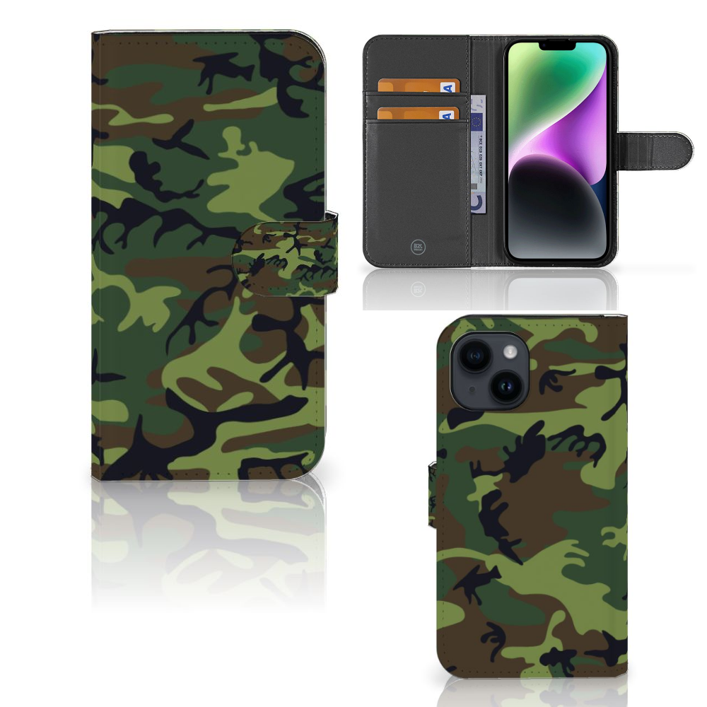 iPhone 15 Telefoon Hoesje Army Dark met camouflage print en pasjeshouder, stoer ontwerp voor je smartphone.