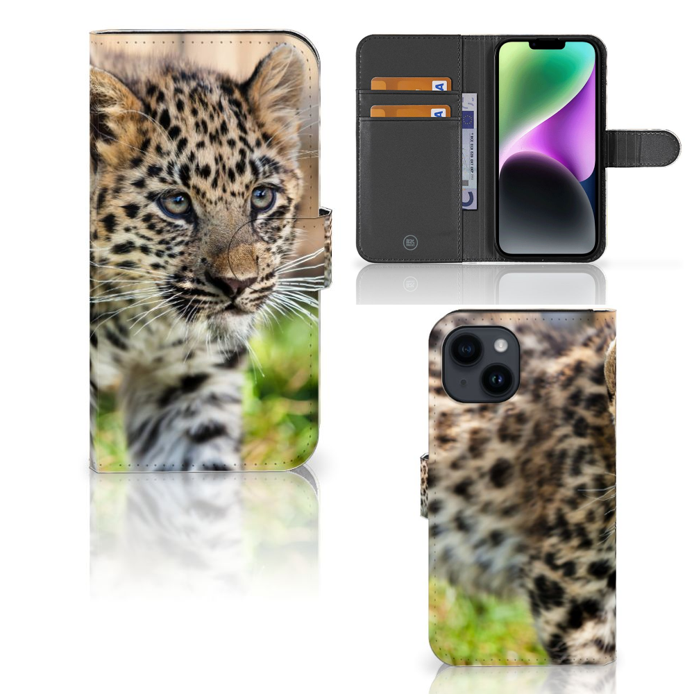 iPhone 15 Telefoonhoesje met Pasjes Baby Luipaard design baby luipaard aanzicht