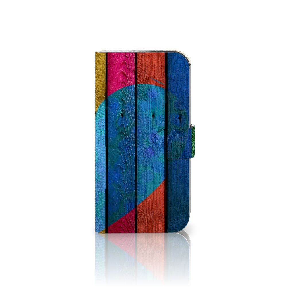 iPhone 16 Book Style Case Wood Heart Boekhoesje Hartje Kleuren