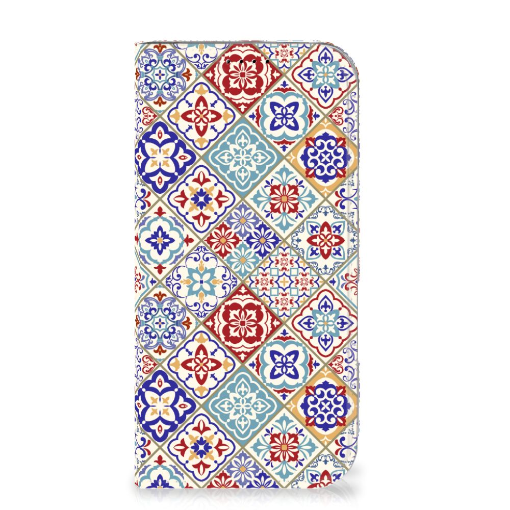 iPhone 16 Pro Standcase Tiles Color telefoonhoesje ontwerp kleurenschema