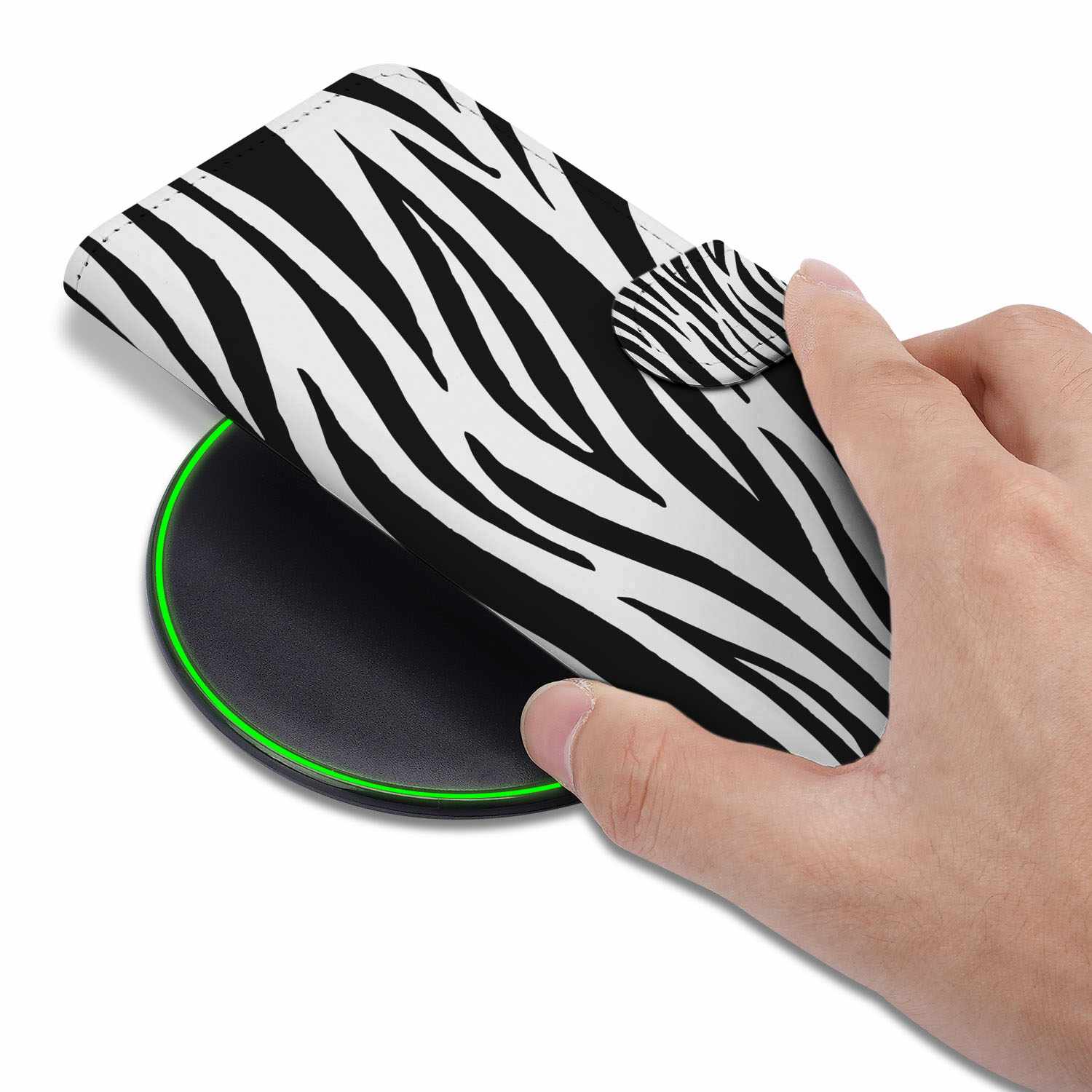 iPhone 16e Telefoonhoesje met Pasjes Zebra zebraprint design hand aanzicht