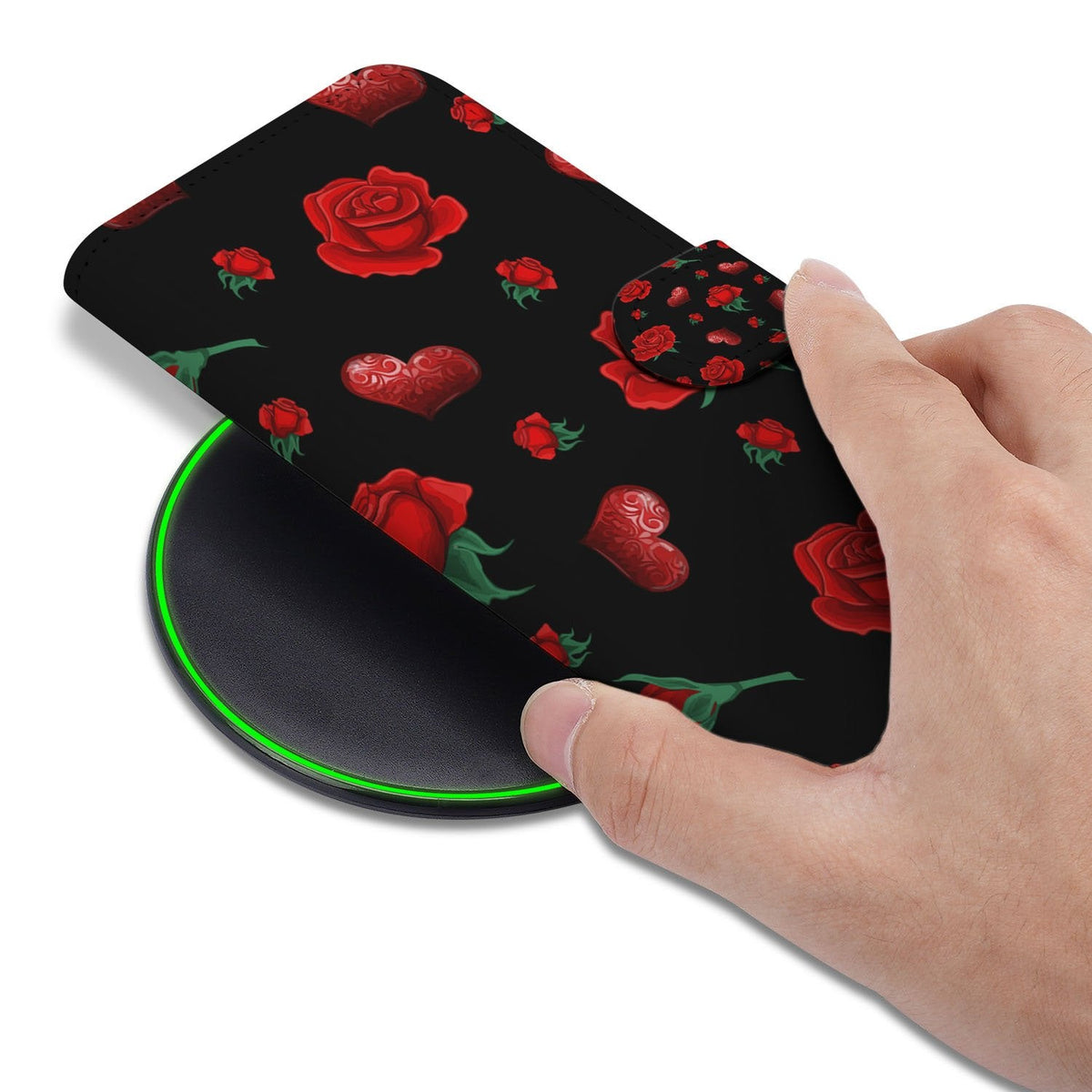 iPhone 18 Pro met Valentine bookcase hoesje vastgehouden in de hand