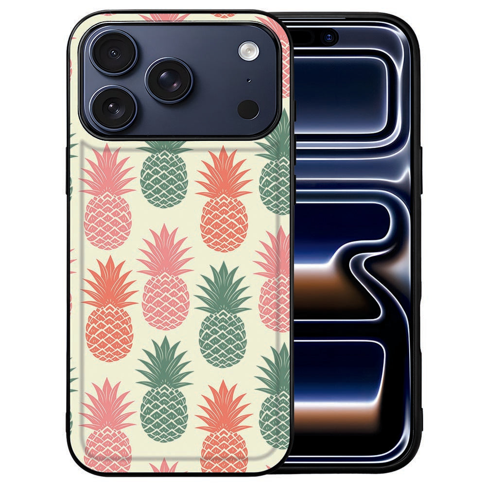 Achterkant van het iPhone 18 Pro hoesje Ananas met roze ananas en groen blad op beige