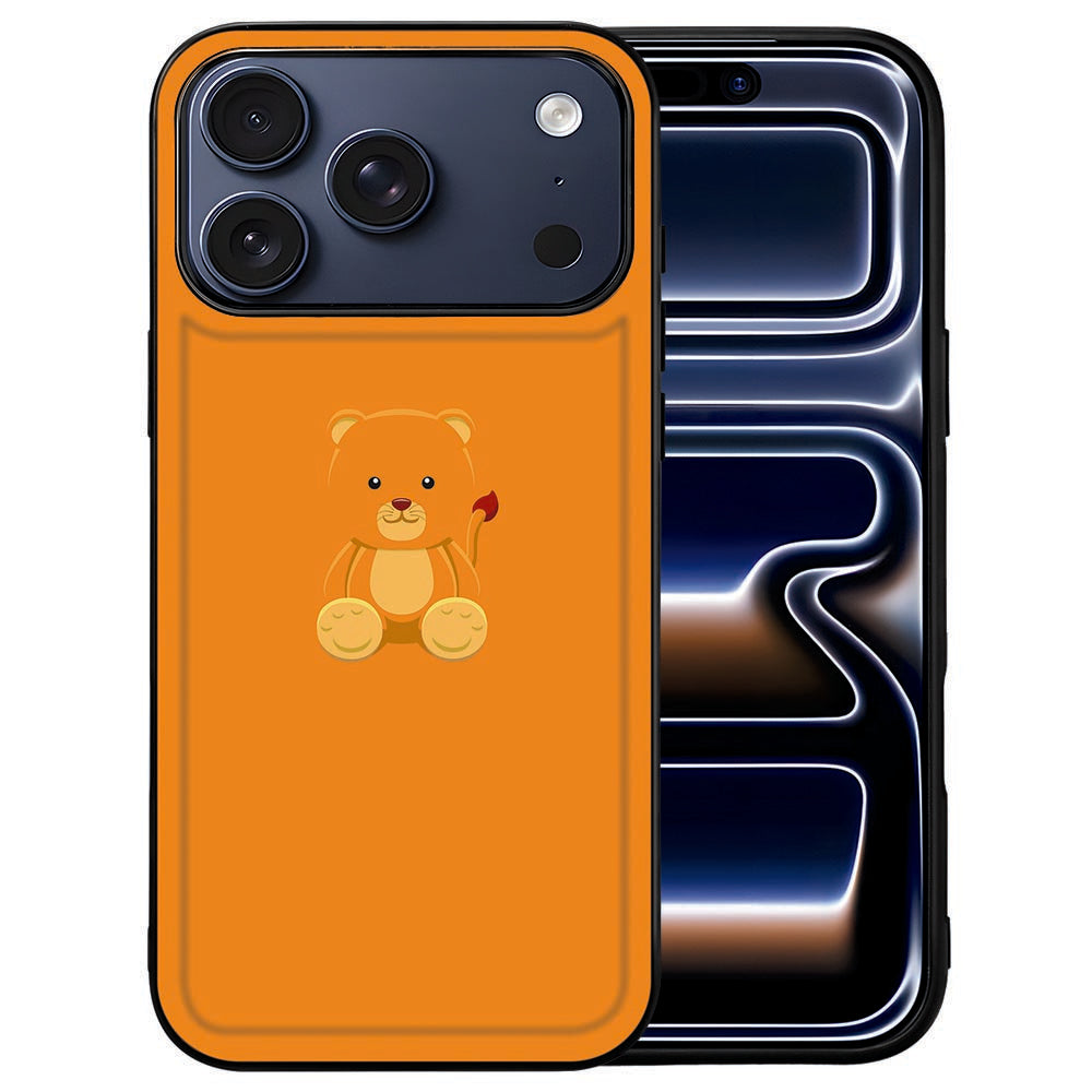 Oranje achterkant van het Baby Beer iPhone 18 Pro hoesje met getekend beertje en zwarte rand