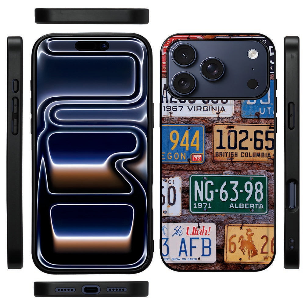 iPhone 18 Pro Max hoesje Kentekenplaten van opzij, dunne zwarte TPU-rand langs de knoppen
