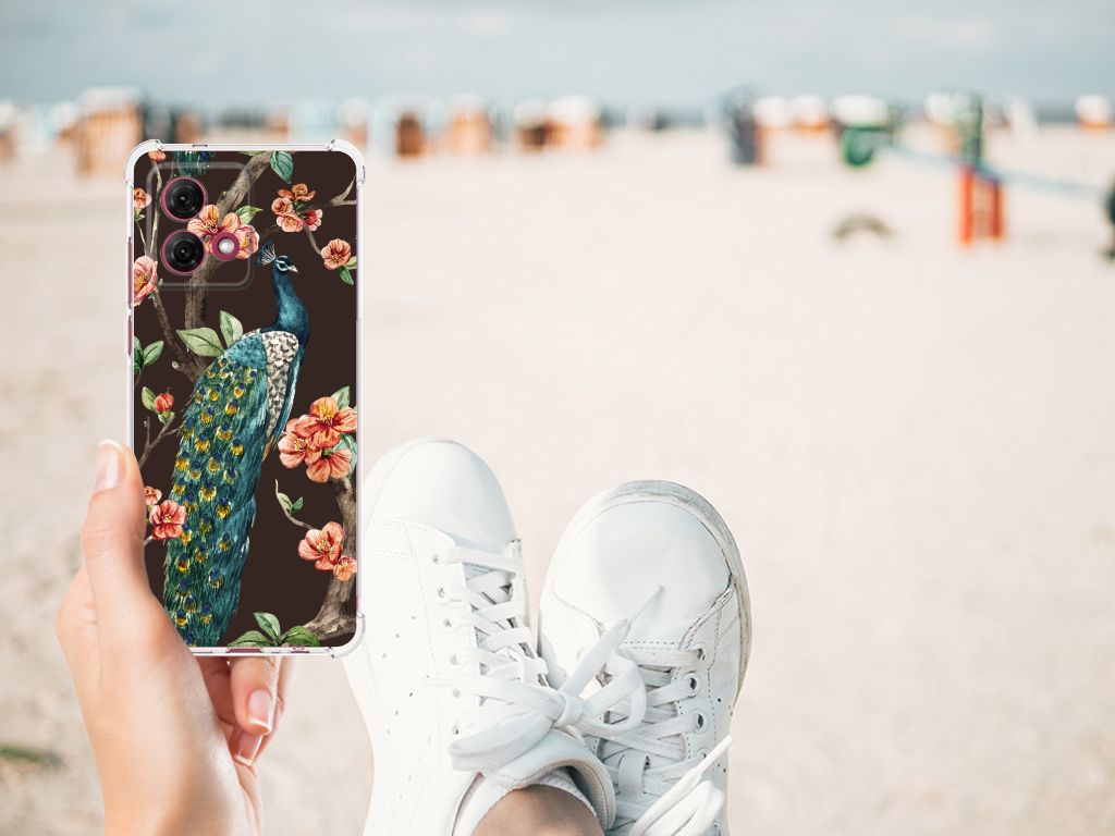 Motorola Moto G84 Case Anti-shock Pauw met Bloemen telefoonhoesje strand hand witte schoenen