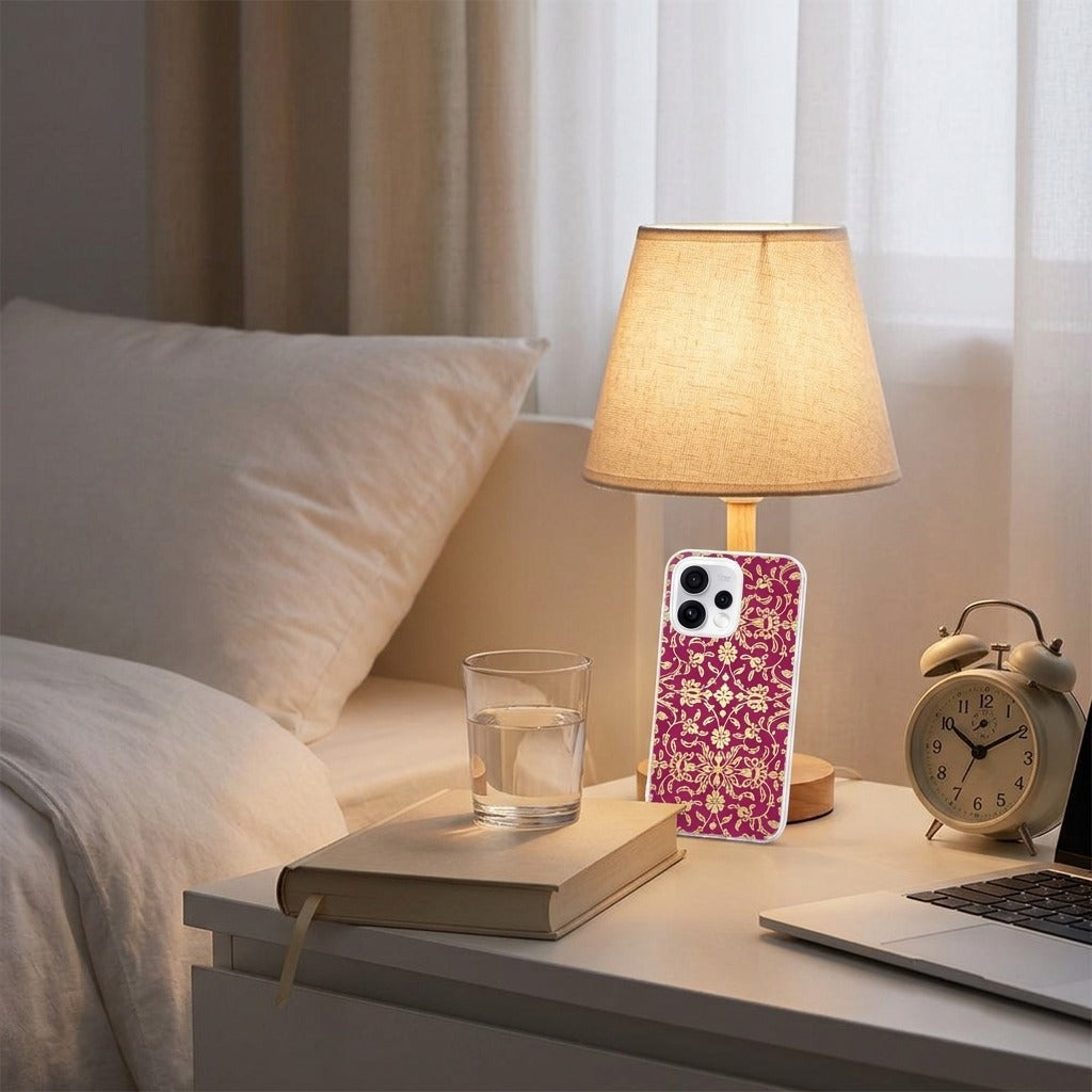 OPPO Reno15 siliconen hoesje Barok Pink - lifestyle foto in huiselijke setting