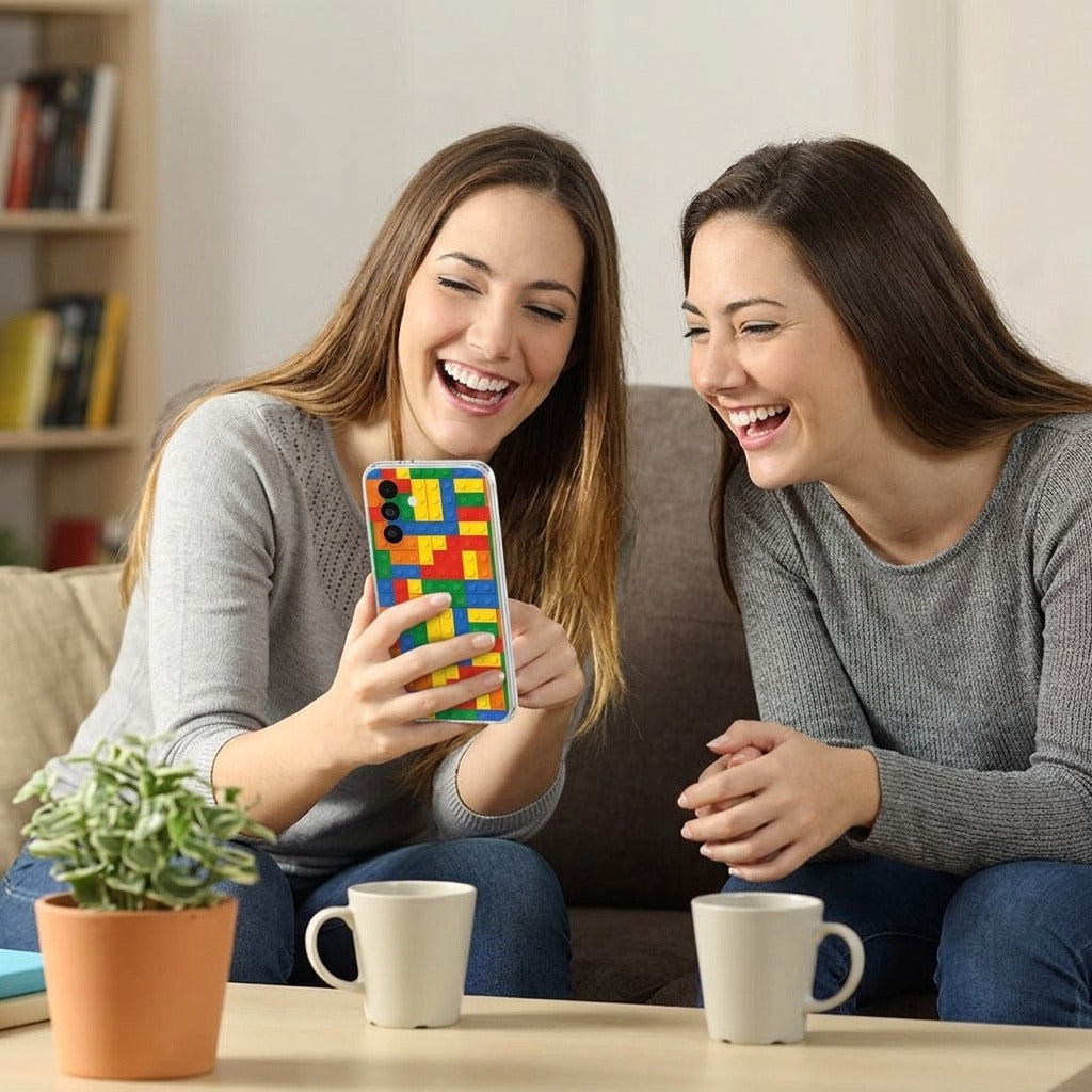 Siliconen hoesje Samsung Galaxy A27 Blokken - lifestyle foto in huiselijke setting