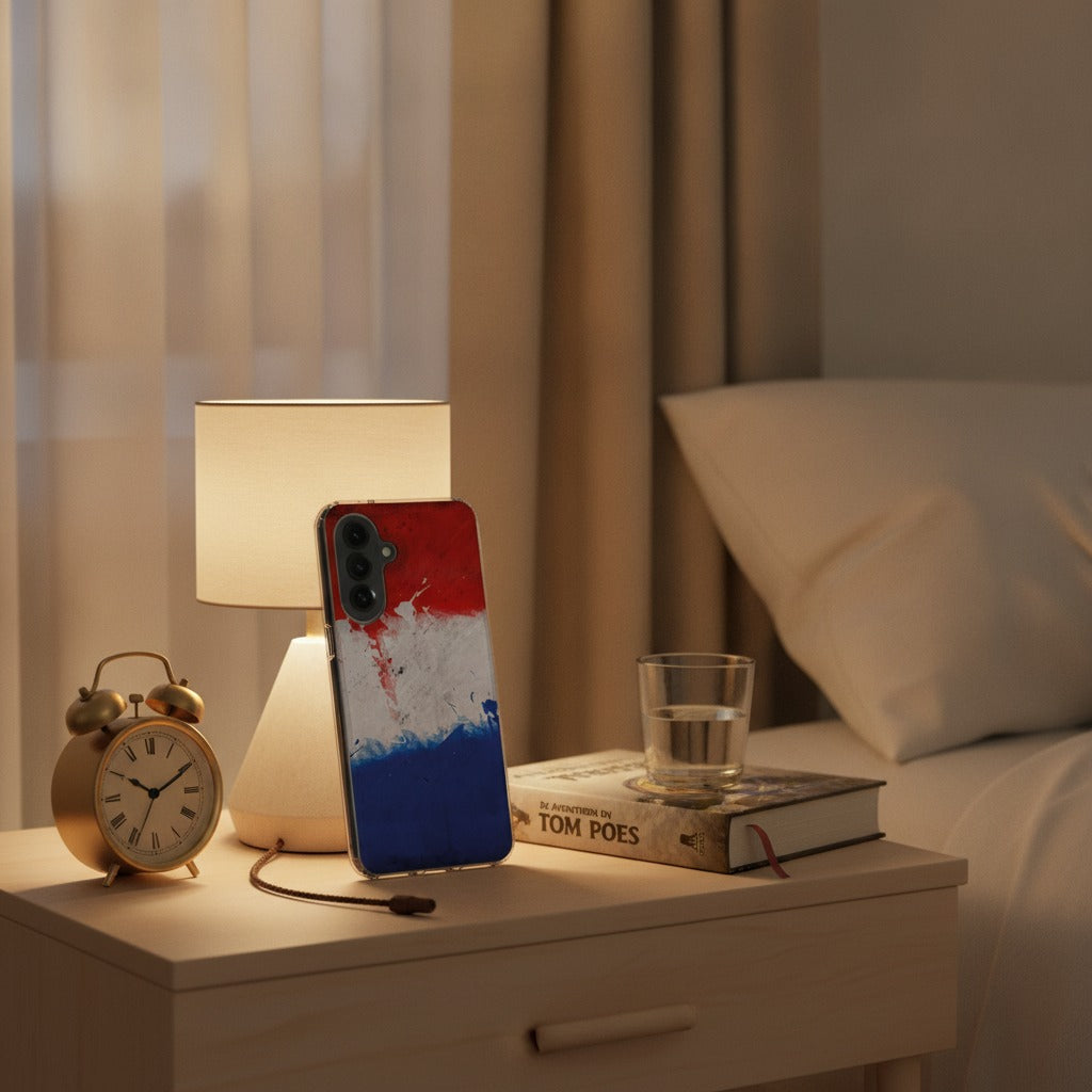 Samsung Galaxy A37 TPU Hoesje Nederlandse Vlag - lifestyle foto in huiselijke setting