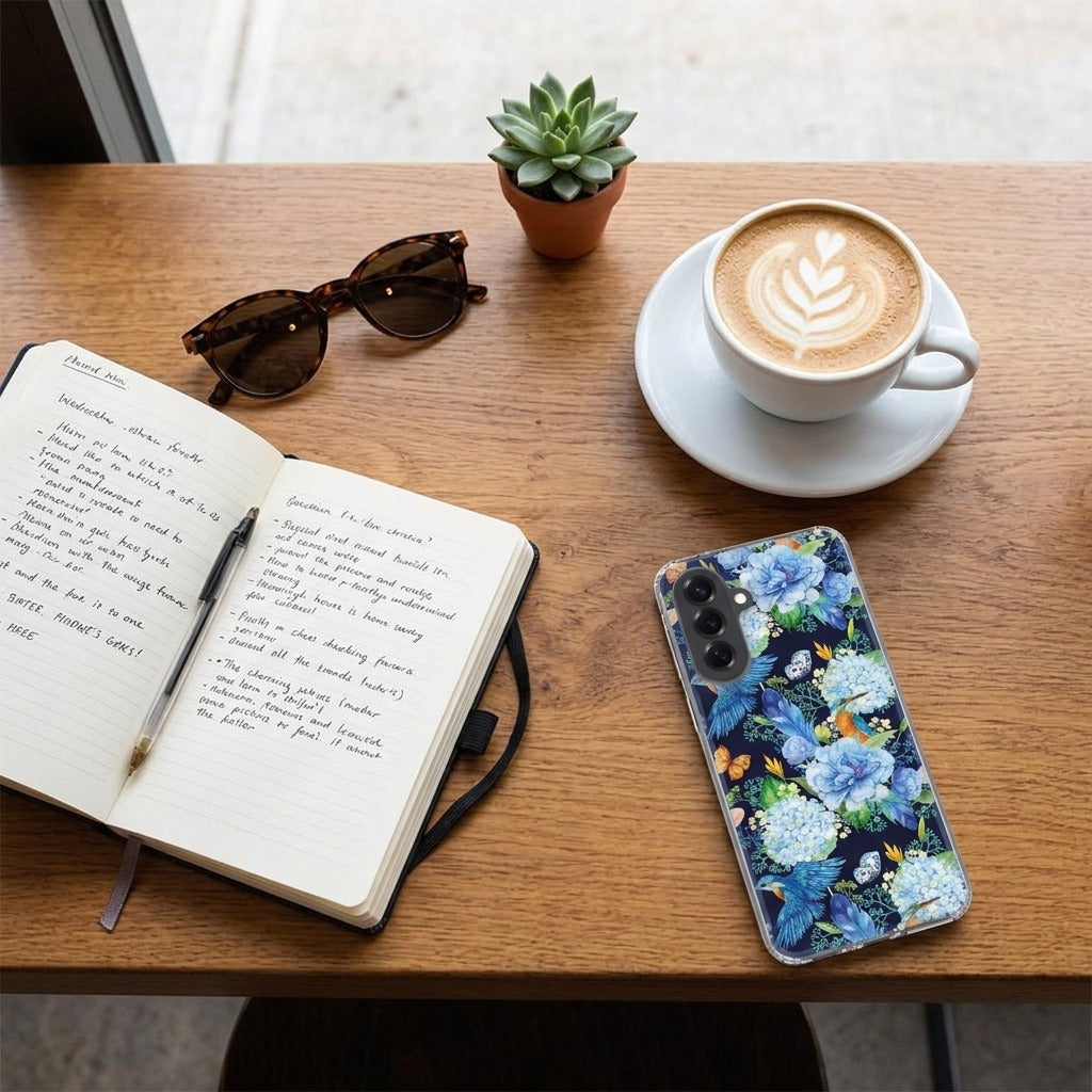 Samsung Galaxy A57 TPU Hoesje Ijsvogel - lifestyle foto in huiselijke setting