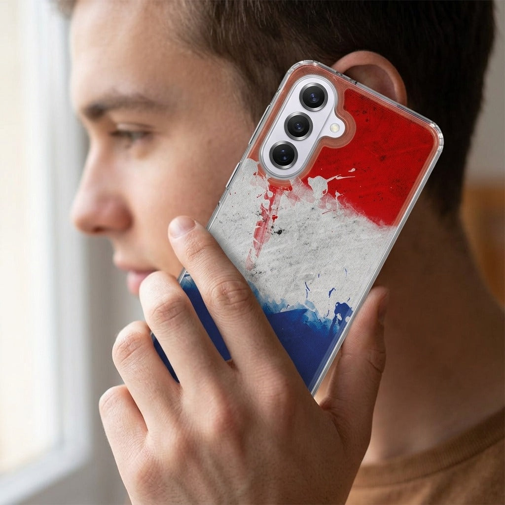 Samsung Galaxy A57 TPU Hoesje Nederland - lifestyle foto in huiselijke setting