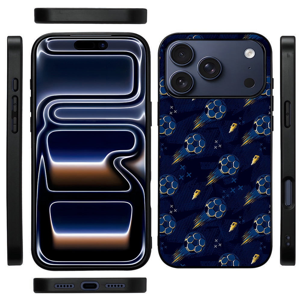 Zijkant van het Voetbal iPhone 18 Pro Max hoesje met zwarte TPU-rand en vrije zijknop