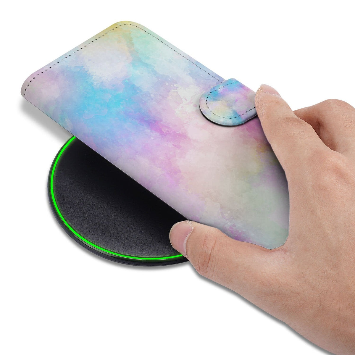 Watercolor Light bookcase om een iPhone 18 Pro, in de hand gehouden